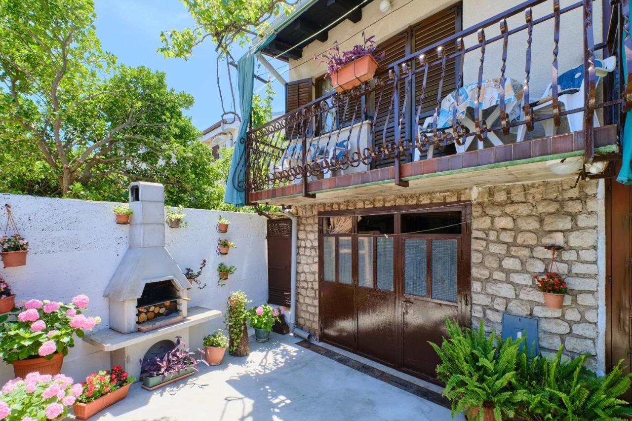 Apartman Ana Мали-Лошинь Экстерьер фото