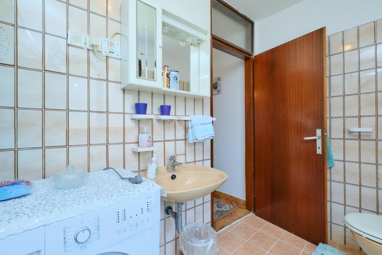 Apartman Ana Мали-Лошинь Экстерьер фото