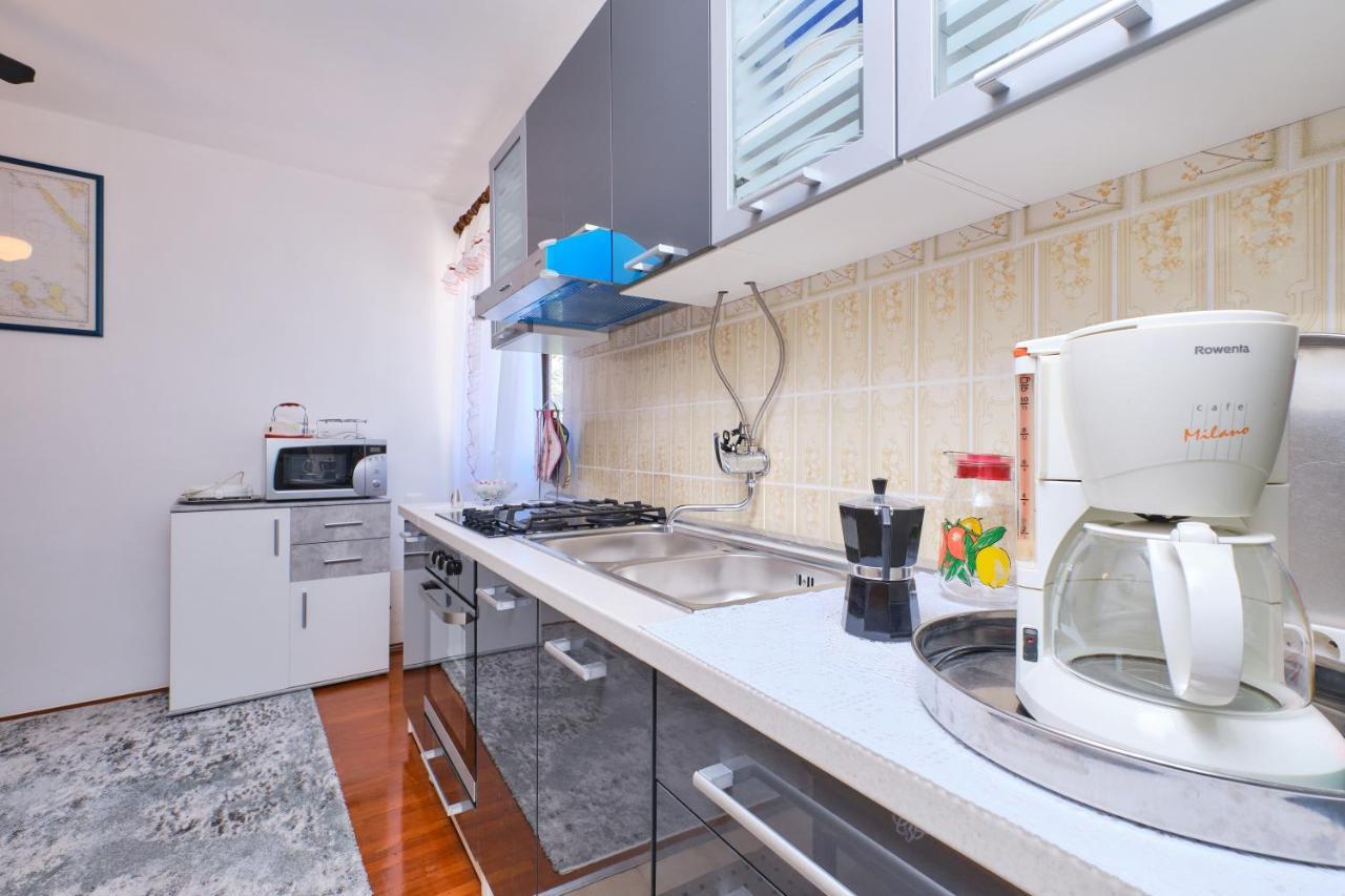 Apartman Ana Мали-Лошинь Экстерьер фото